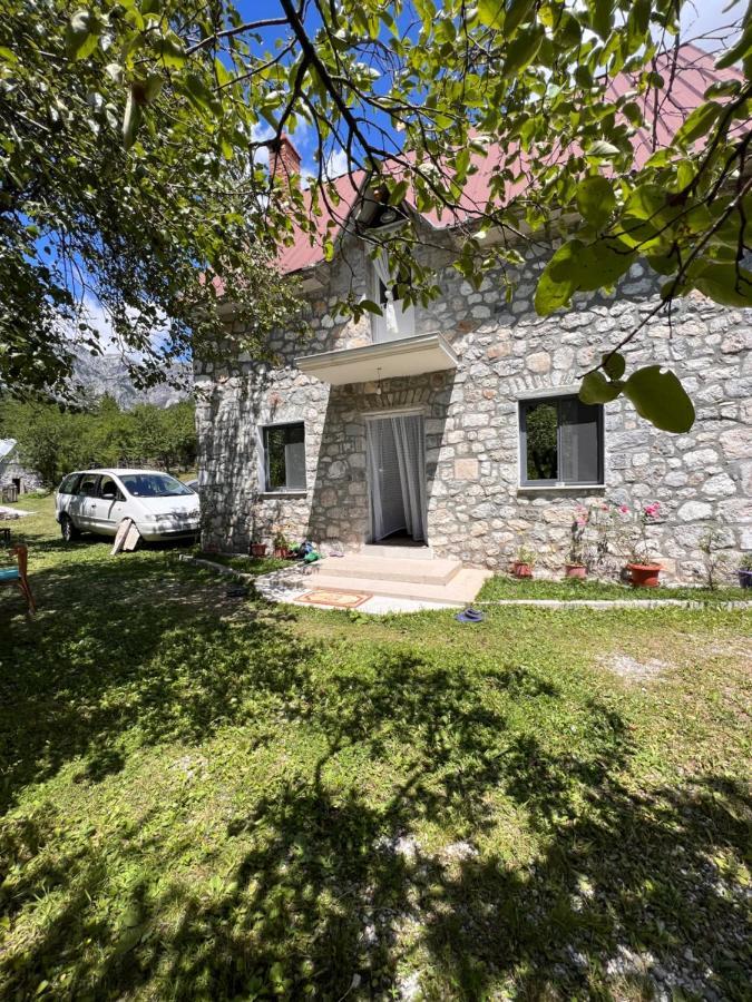 Bed and Breakfast Bujtina Milani Shkodra Exterior foto